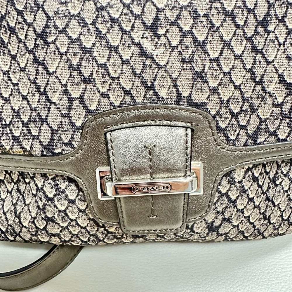 👜 Coach Snakeskin Print Flap Crossbody Bag